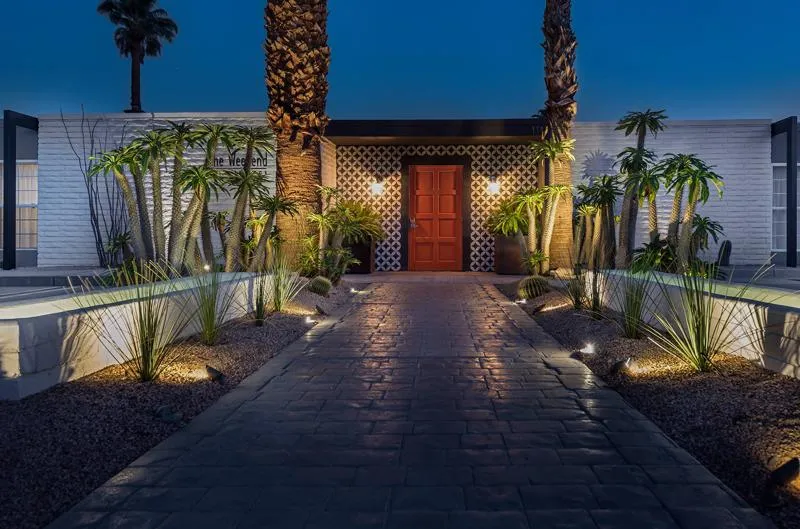 New Boutique Hotels Make a Splash in Palm Springs