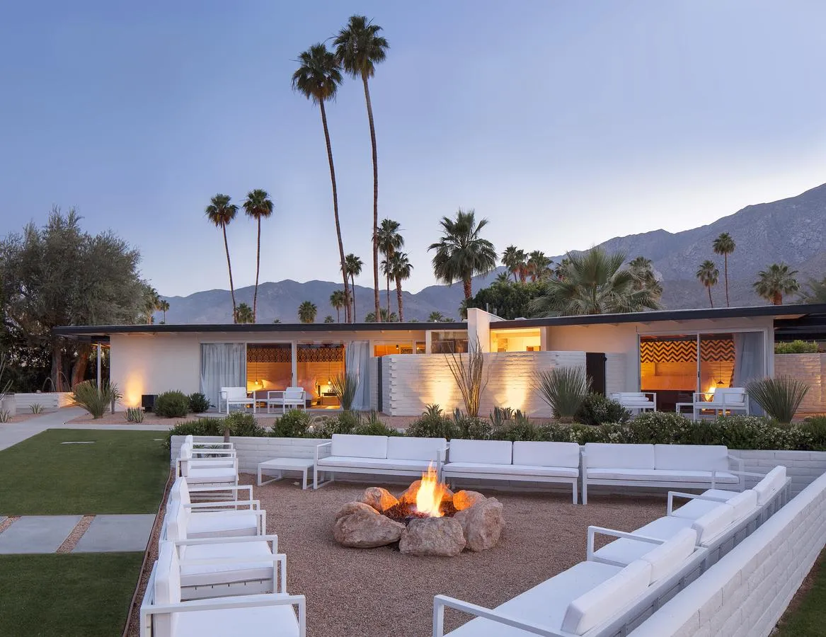 See William F. Cody’s Palm Springs At Del Marcos Hotel And L’Horizon