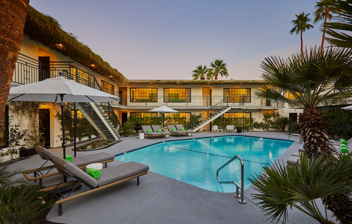 Hotel Thumbnail