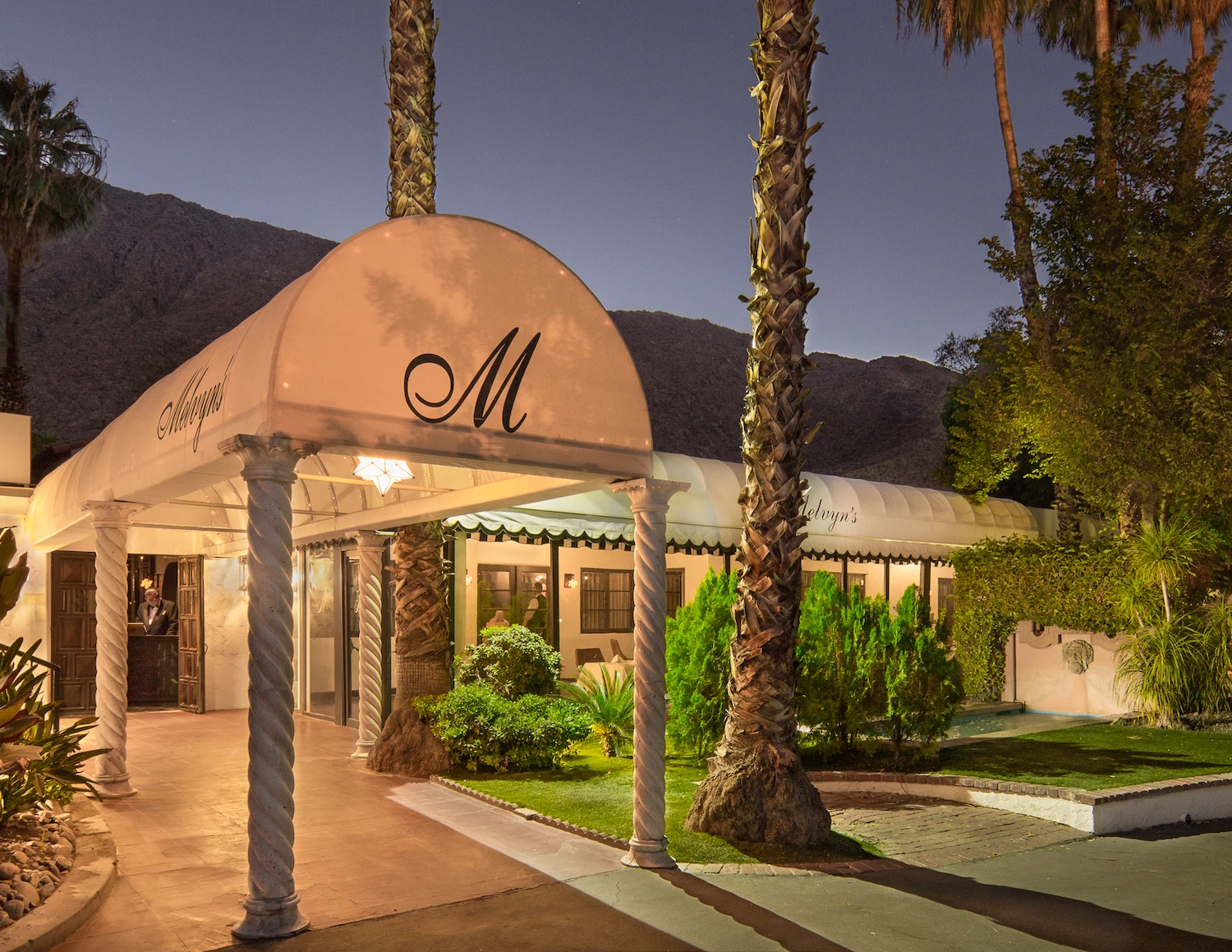 Palm Springs Has Everything You Need For The Perfect Thanksgiving Getaway