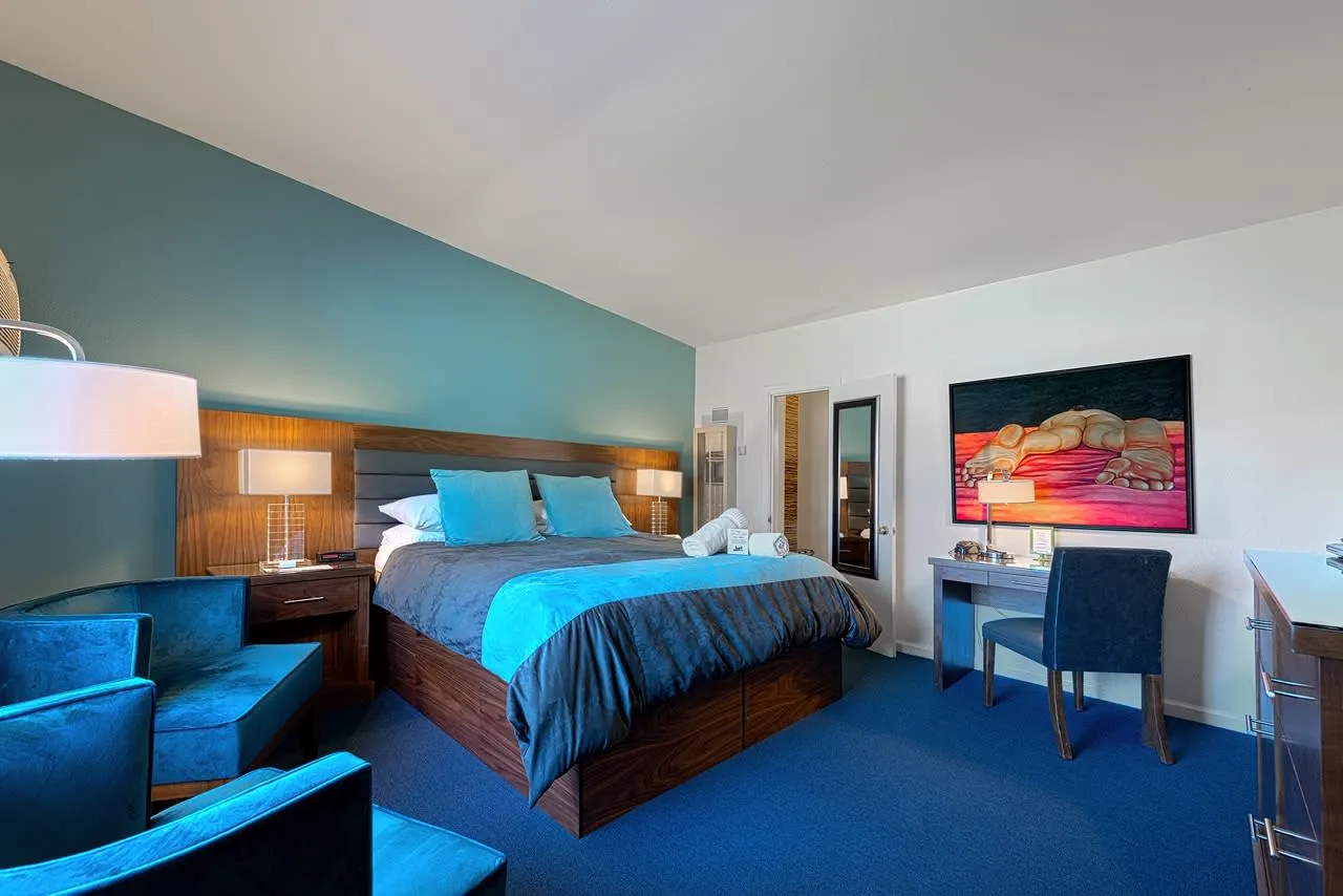INNdulge Palm Springs