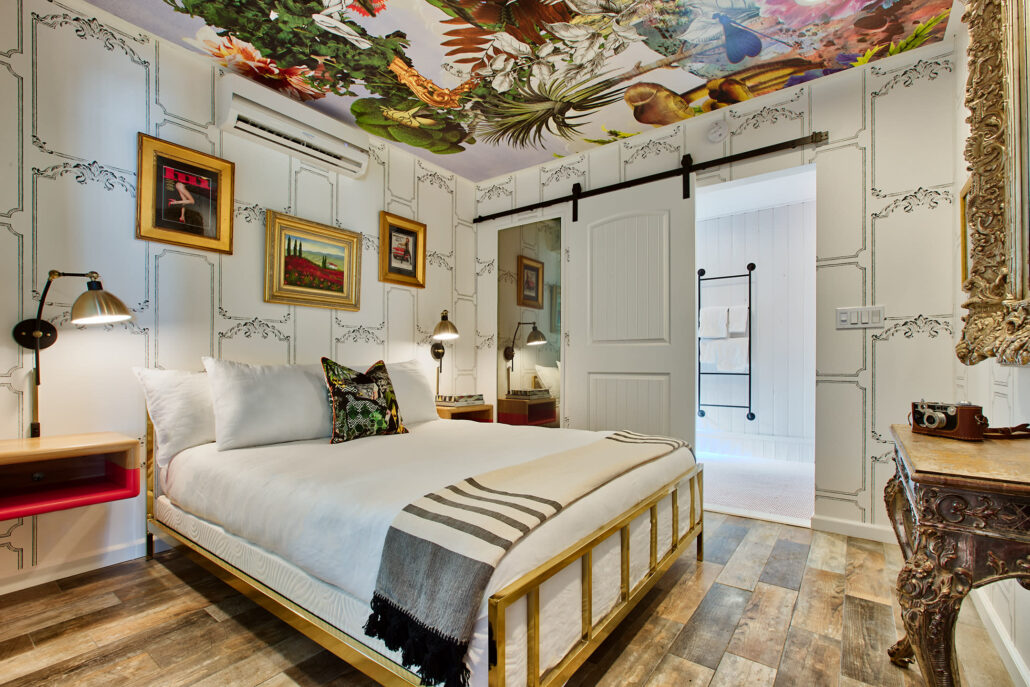 La Reve room at Dive Palm Springs